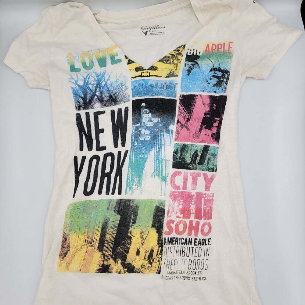 Y2K American Eagle Women S V-neck Shirt New York City Times Sq. Limited Edition
